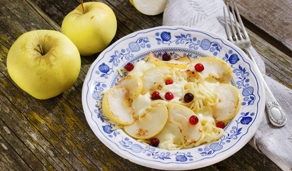pasta with mozzarella cheese, apples and cranberries