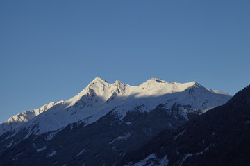 Plakat Berge und Gletscher in den Alpen