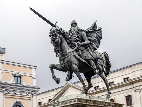 statue of El Cid in Burgos, Spain