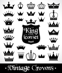 Crowns set