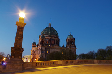 berliner dom zur blauen stunde © annabell2012