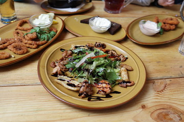 Salad with quid