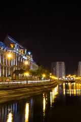 Fototapeta na wymiar Bucharest city center by night