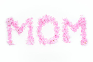 Word Mom composed from pink petals and flowers
