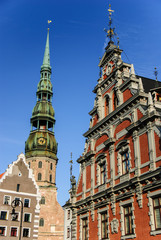 Obraz premium St. Peter's church and House of the Blackheads, Riga, Latvia