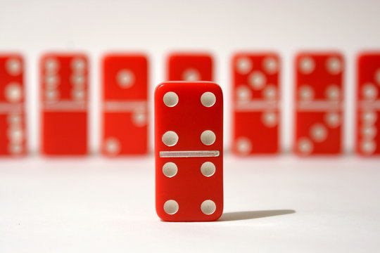 Red Dominoes