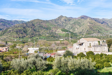 Fototapeta na wymiar Outskirts of town Gaggi in spring day, Sicily