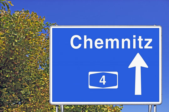Wegweiser auf A4 in Richtung Chemnitz