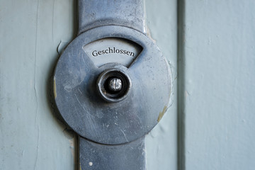 DDR Geschlossen Schild Toilettentür