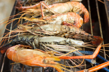 grilled prawns on the grill