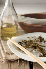 Glass noodles with laminaria