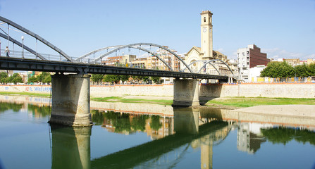 Puente sobre el río Ebro en Tortosa, Tarragona