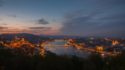 Fototapeta na wymiar Budapest and Danube at night