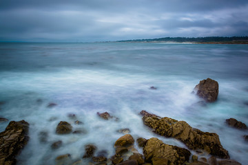 Long exposure of rocks and waves in the Pacific Ocean, seen from