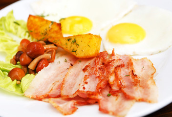 Breakfast