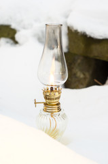 lampka w śniegu
