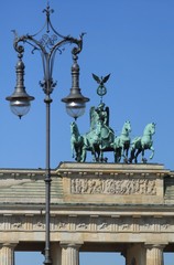Fototapeta na wymiar Detail mit Quadriga auf dem Pariser Platz in Berlin