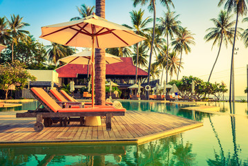 Bed pool deck