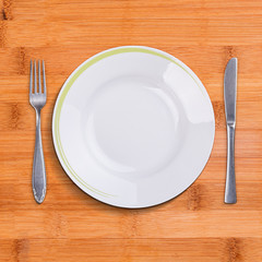 Top view of empty plate © Grafvision