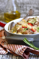Pork ribs stewed with sour cabbage.