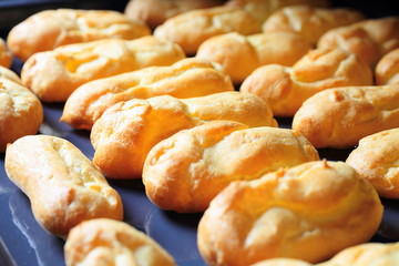 Baking Eclair Cookie in the Oven