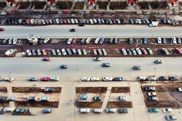 Obraz premium Parking and traffic on the city road