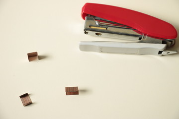 staple