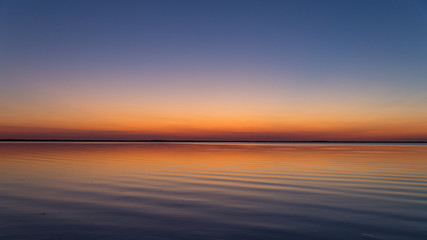 Abendstimmung  am Wasser