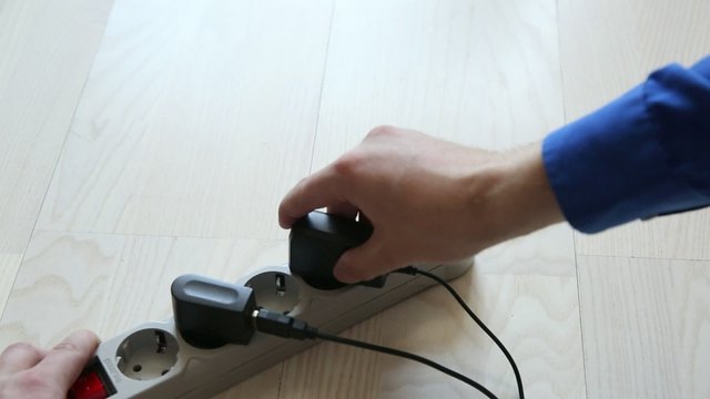 Using an electric extender - pulling various adapters off