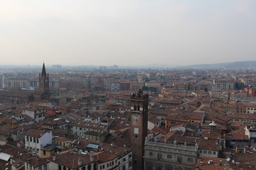 Obraz premium Verona city view from Torre dei Lamberti, Italy