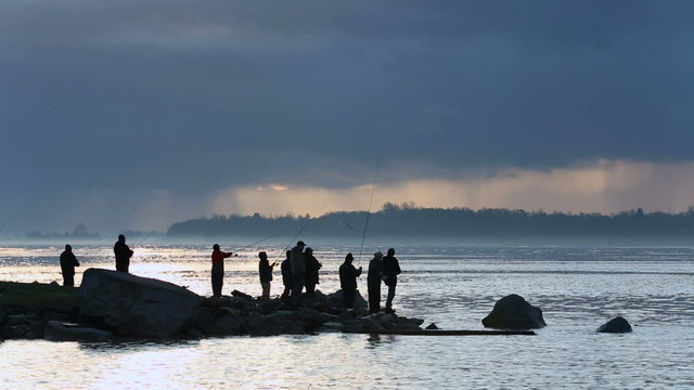 Fishermen, Garry Point, Steveston Dawn