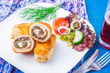 chicken roulade with mushrooms fried in batter