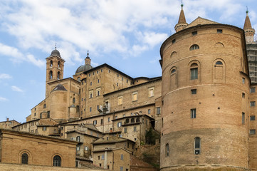 Fototapeta na wymiar view of Urbino, Italy