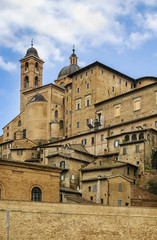 Fototapeta na wymiar view of Urbino, Italy