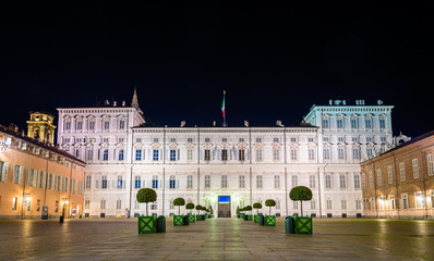 Obraz premium Royal Palace of Turin at night - Italy