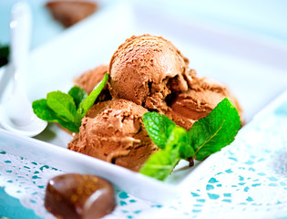 Brown chocolate ice cream scoops