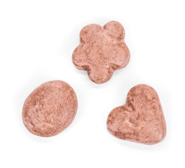 Heart shape chocolate meringues.