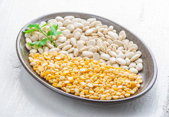 Dry pea and bean grain