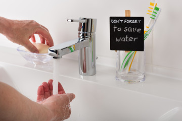 Reminder to save water in the bathroom - obrazy, fototapety, plakaty