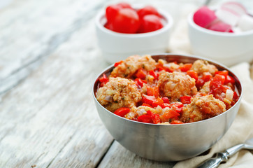 fish balls in tomato sauce