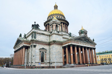 Санкт-Петербург. Исаакиевский собор осенью