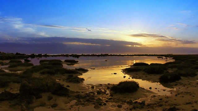 Costa al tramonto