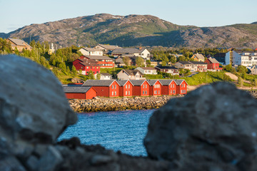 Red houses on the bay of Alta, Norway - obrazy, fototapety, plakaty