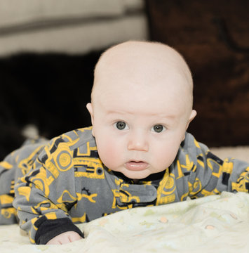 Baby looks around during timmy time!