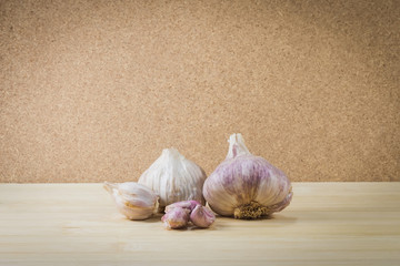 Garlic on chopping board