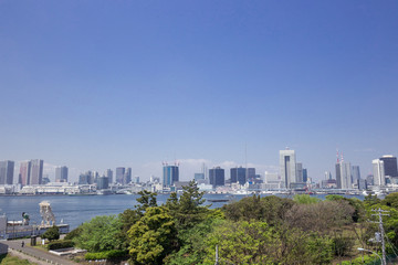 晴海埠頭から東京ベイエリアを臨む