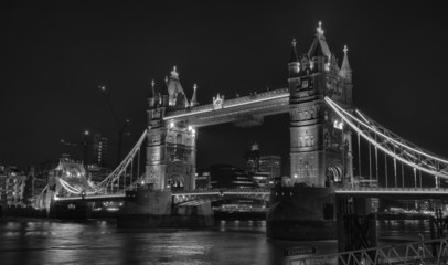 Fototapeta na wymiar London Tower Birdge monochrome HDR