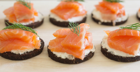 canapes