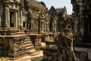 Fototapeta premium Banteay Samre Snakes carving