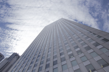 東京新宿の高層オフィスビル